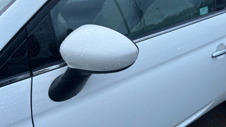 Fiat 500 1.2 Lounge 3dr [Start Stop] Petrol Hatchback